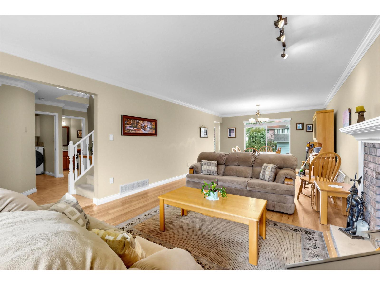 15929 88a Avenue, Surrey, British Columbia  V4N 2X9 - Photo 5 - R3156922