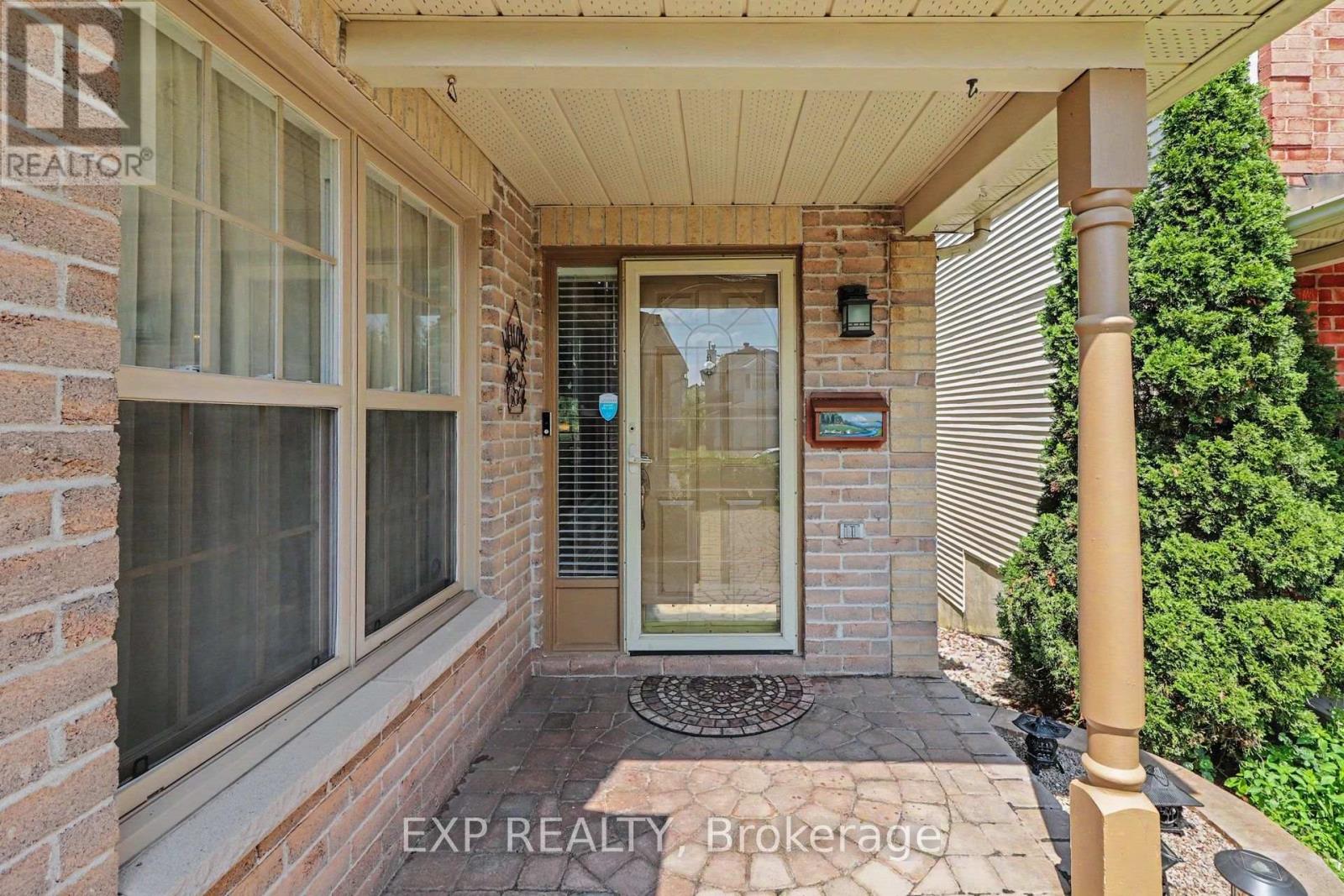 1683 Des Perdrix Crescent, Ottawa, Ontario K1C 5E2 - Photo 3 - X13689732