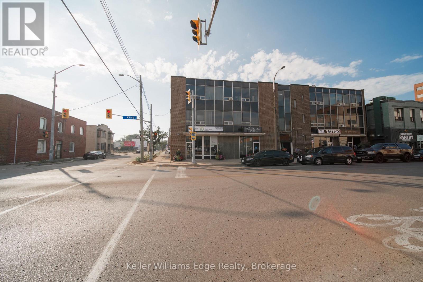 11 KING STREET, st. catharines (downtown), Ontario