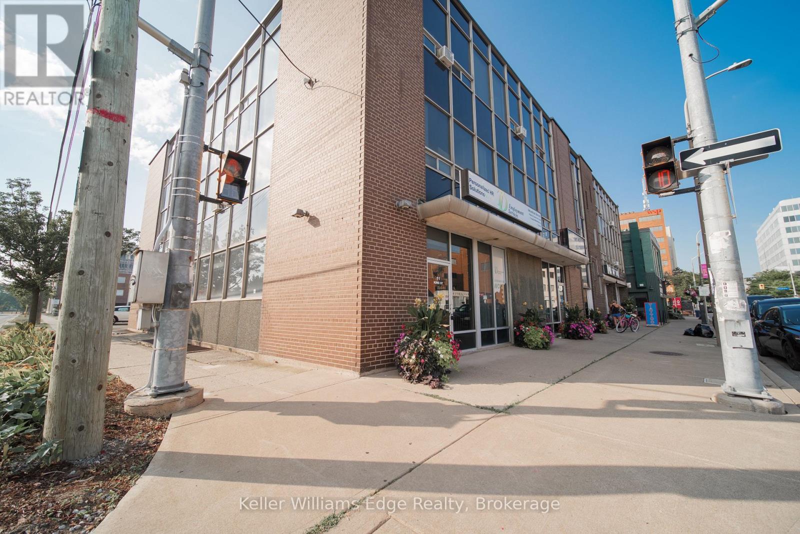 11 King Street, St. Catharines (Downtown), Ontario  L2R 3H1 - Photo 2 - X13689676
