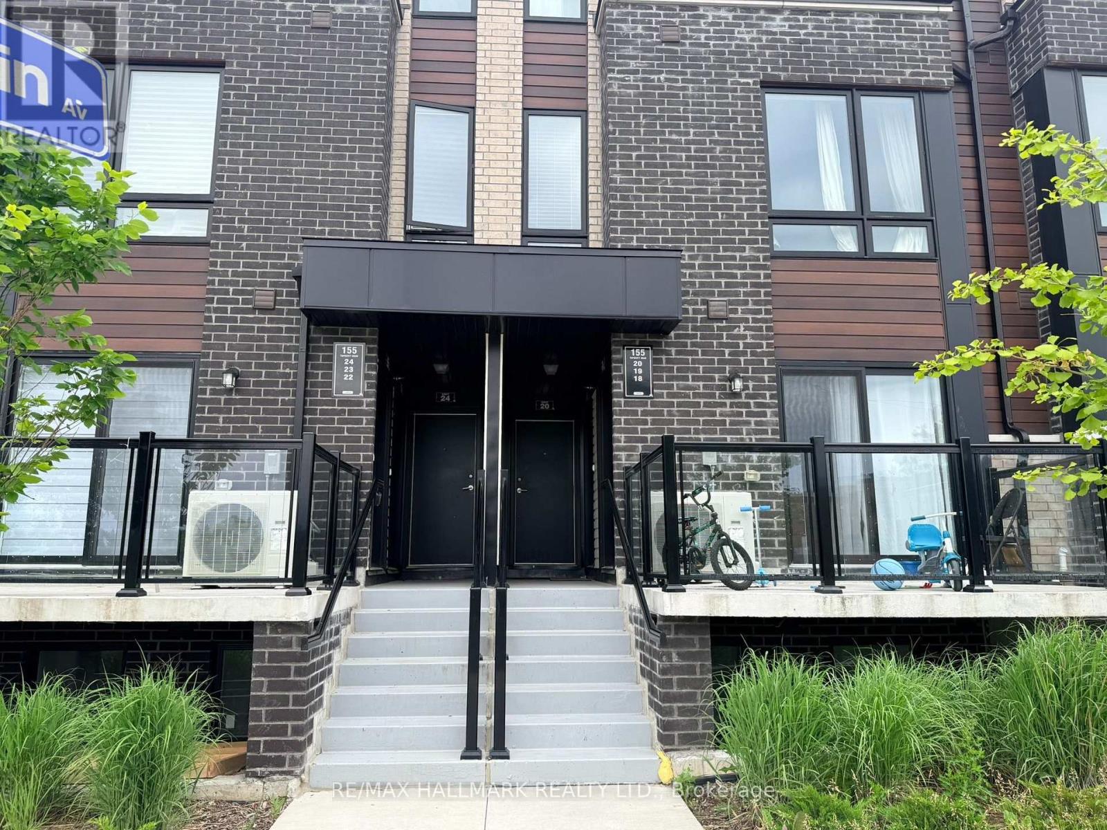18 - 155 TAPSCOTT ROAD, Toronto, Ontario