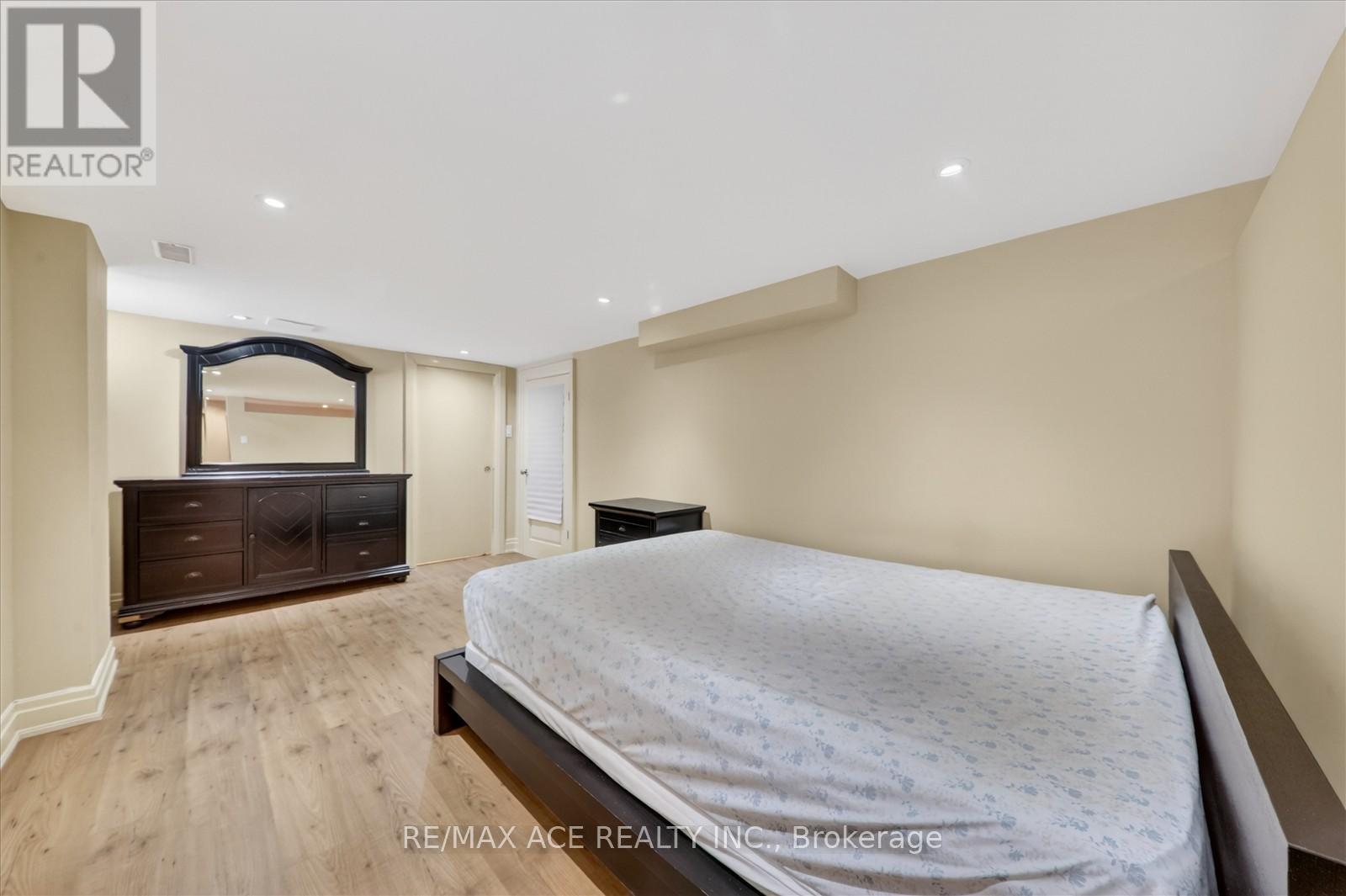 Bsmt - 40 Brinloor Boulevard, Toronto (Scarborough Village), Ontario  M1M 1L5 - Photo 14 - E13689704