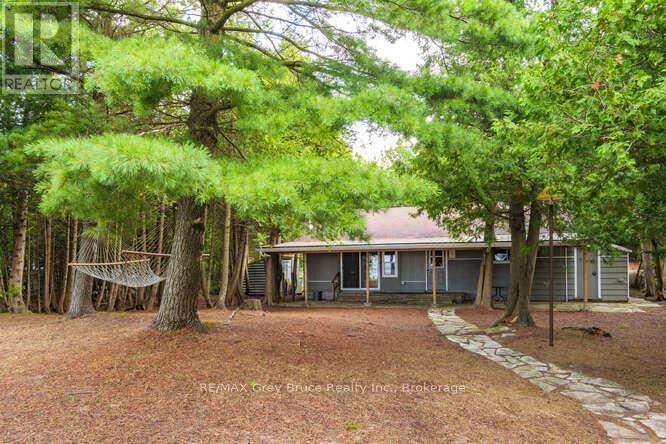 269 Ogimah Road, South Bruce Peninsula, Ontario  N0H 2G0 - Photo 2 - X13689700