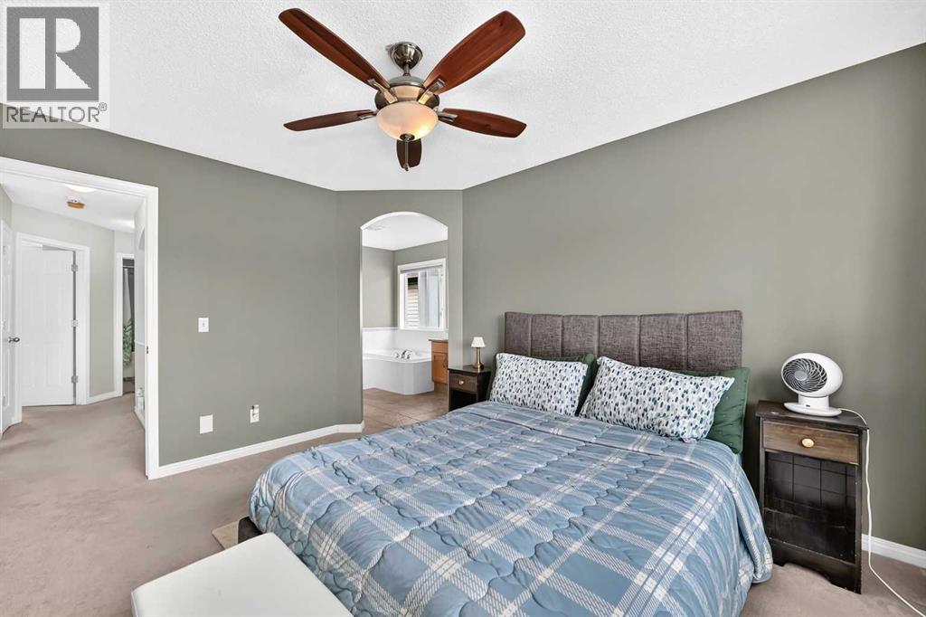53 Everhollow Park Sw, Calgary, Alberta  T2Y 4R3 - Photo 21 - A2329917