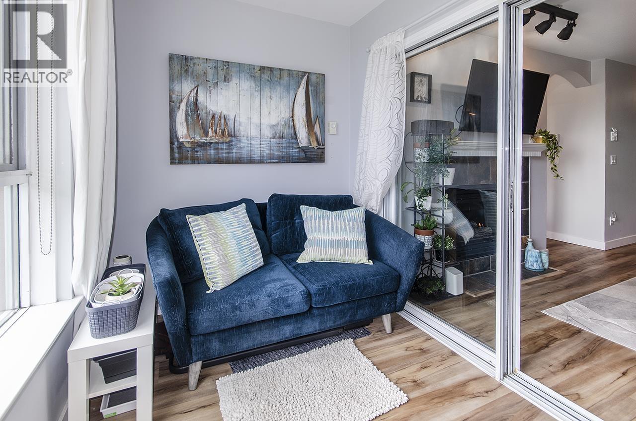 305 155 E 3rd Street, North Vancouver, British Columbia  V7L 1E5 - Photo 15 - R3143395