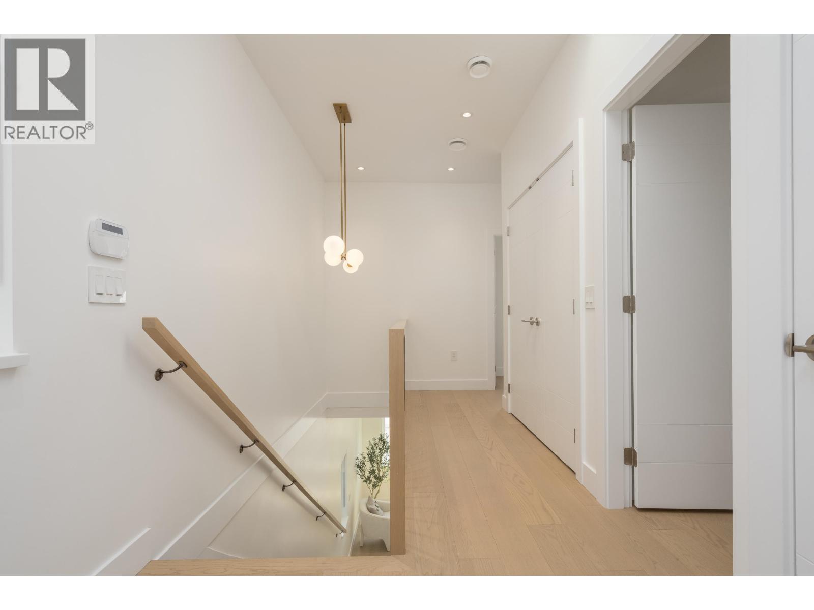 3 8483 16th Avenue, Burnaby, British Columbia  V3N 1S4 - Photo 25 - R3156806