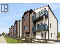 3 8483 16TH AVENUE, Burnaby, British Columbia