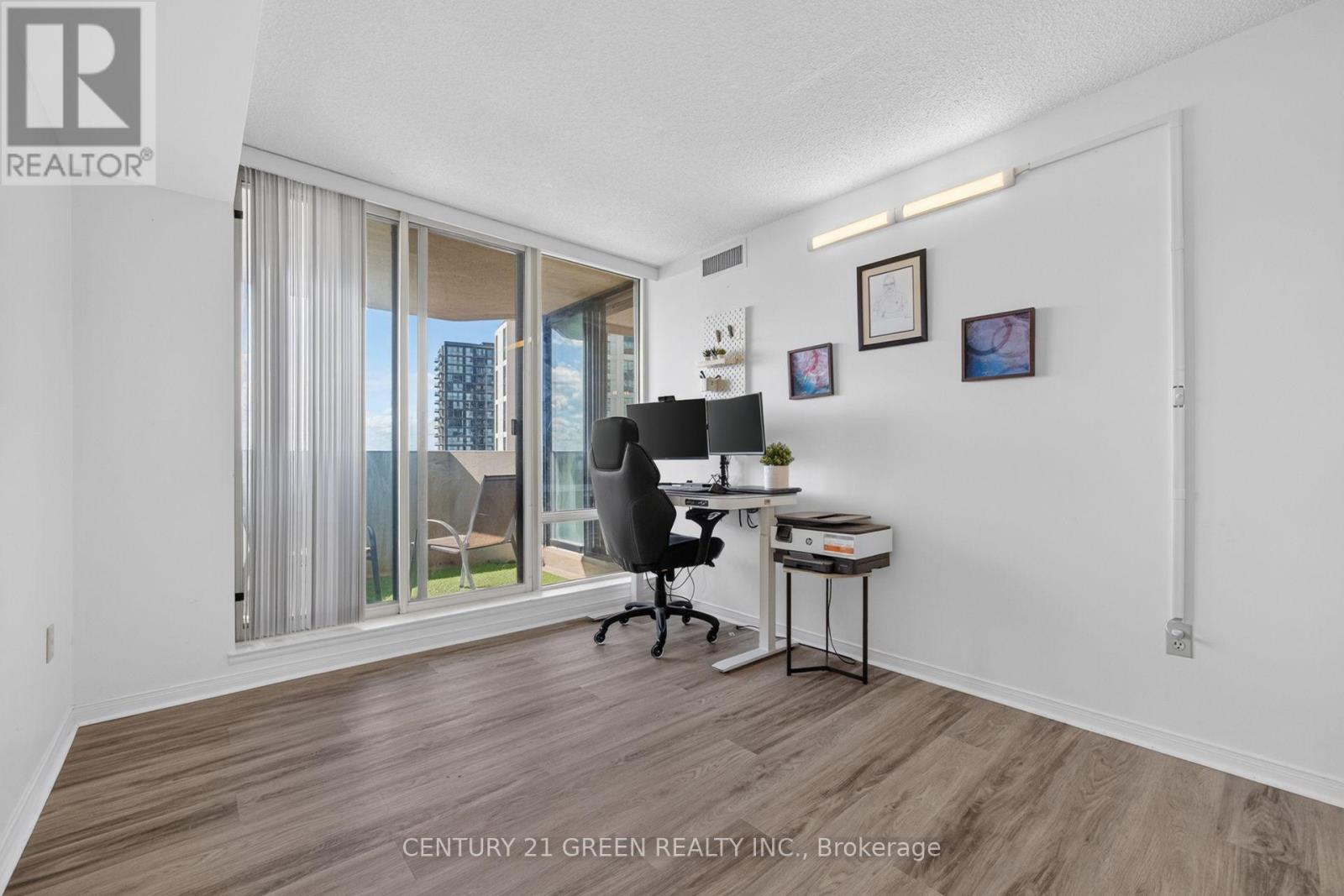 1405 - 350 Rathburn Road W, Mississauga, Ontario  L5B 3Y2 - Photo 29 - W13689666
