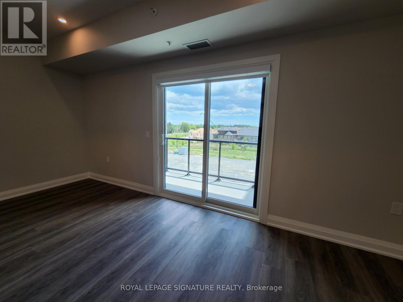 312 - 120 Summersides Boulevard, Pelham, Ontario  L0S 1E1 - Photo 2 - X13689684