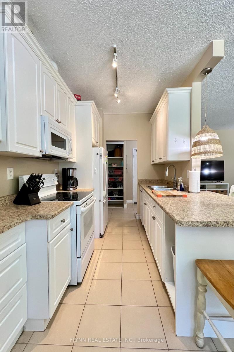103 - 6390 Huggins Street, Niagara Falls, Ontario  L2J 1H1 - Photo 10 - X13689726