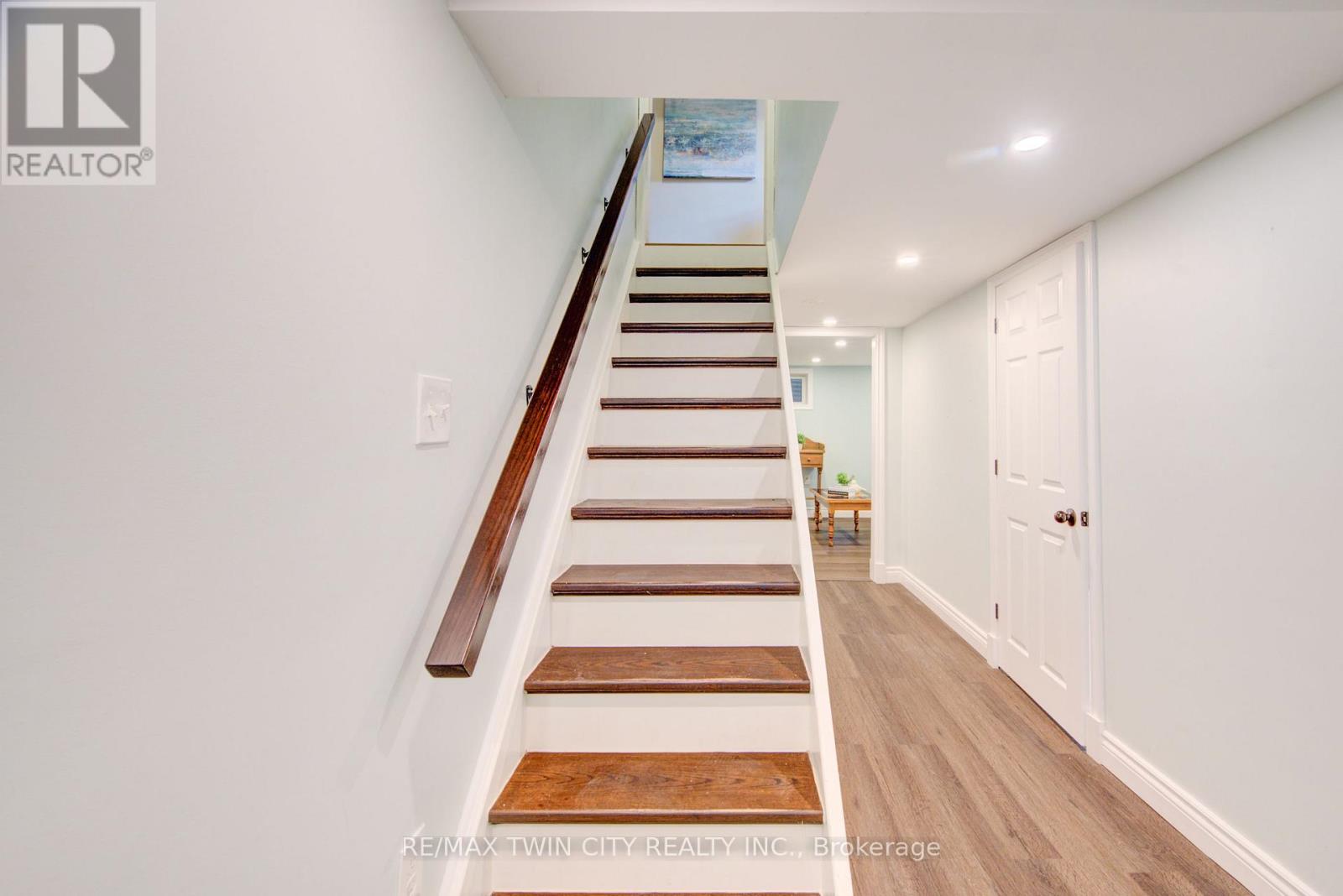 24 Forest Road, Cambridge, Ontario  N1S 3B2 - Photo 23 - X13689740