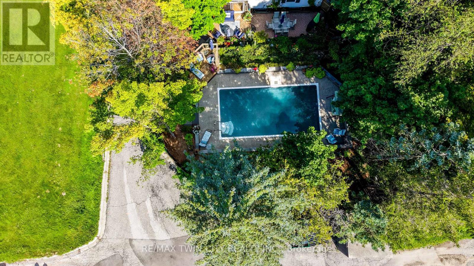 24 Forest Road, Cambridge, Ontario  N1S 3B2 - Photo 43 - X13689740