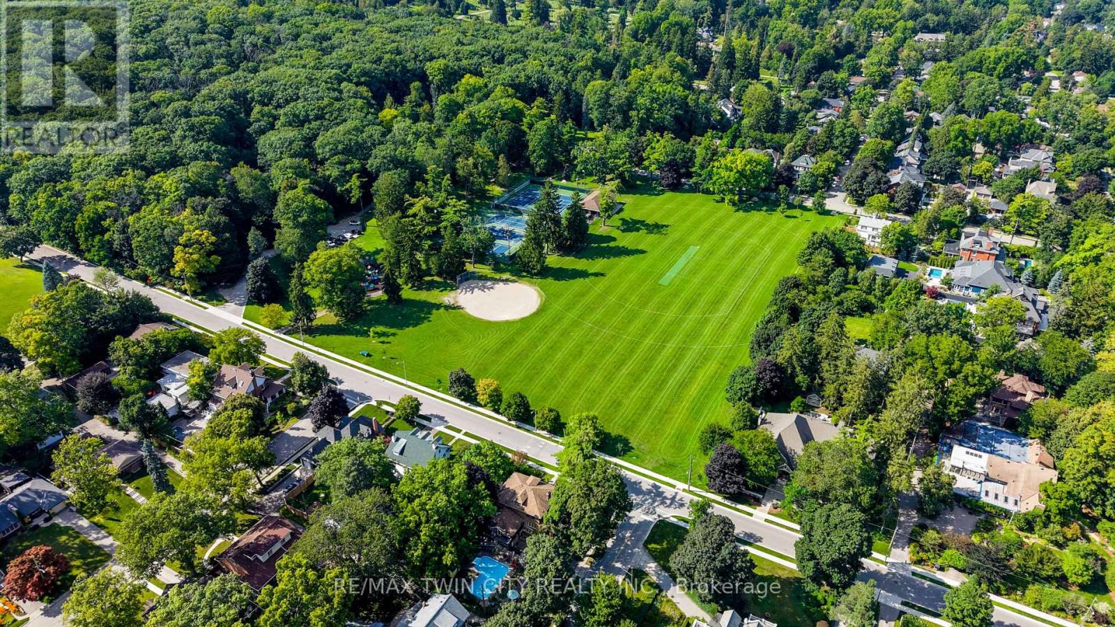 24 Forest Road, Cambridge, Ontario  N1S 3B2 - Photo 46 - X13689740