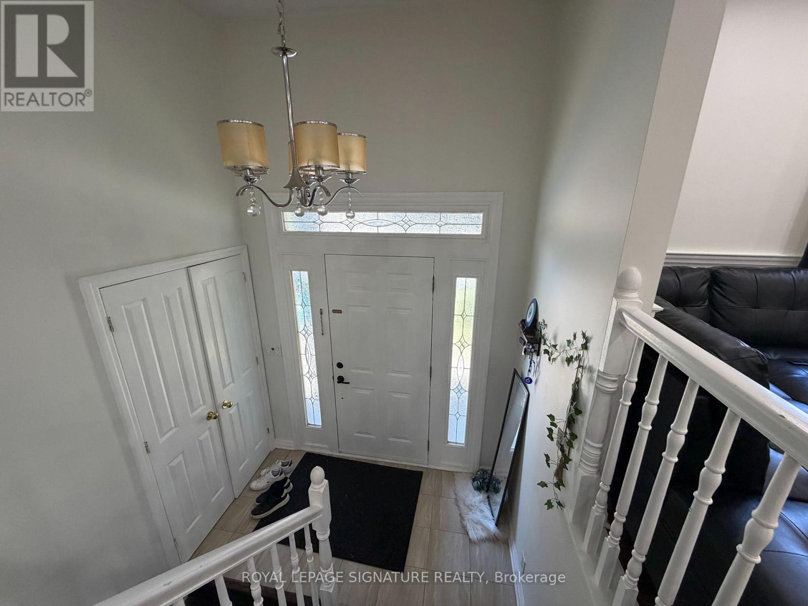 6 Stanmary Drive, St. Catharines, Ontario  L2N 5T4 - Photo 3 - X13689752