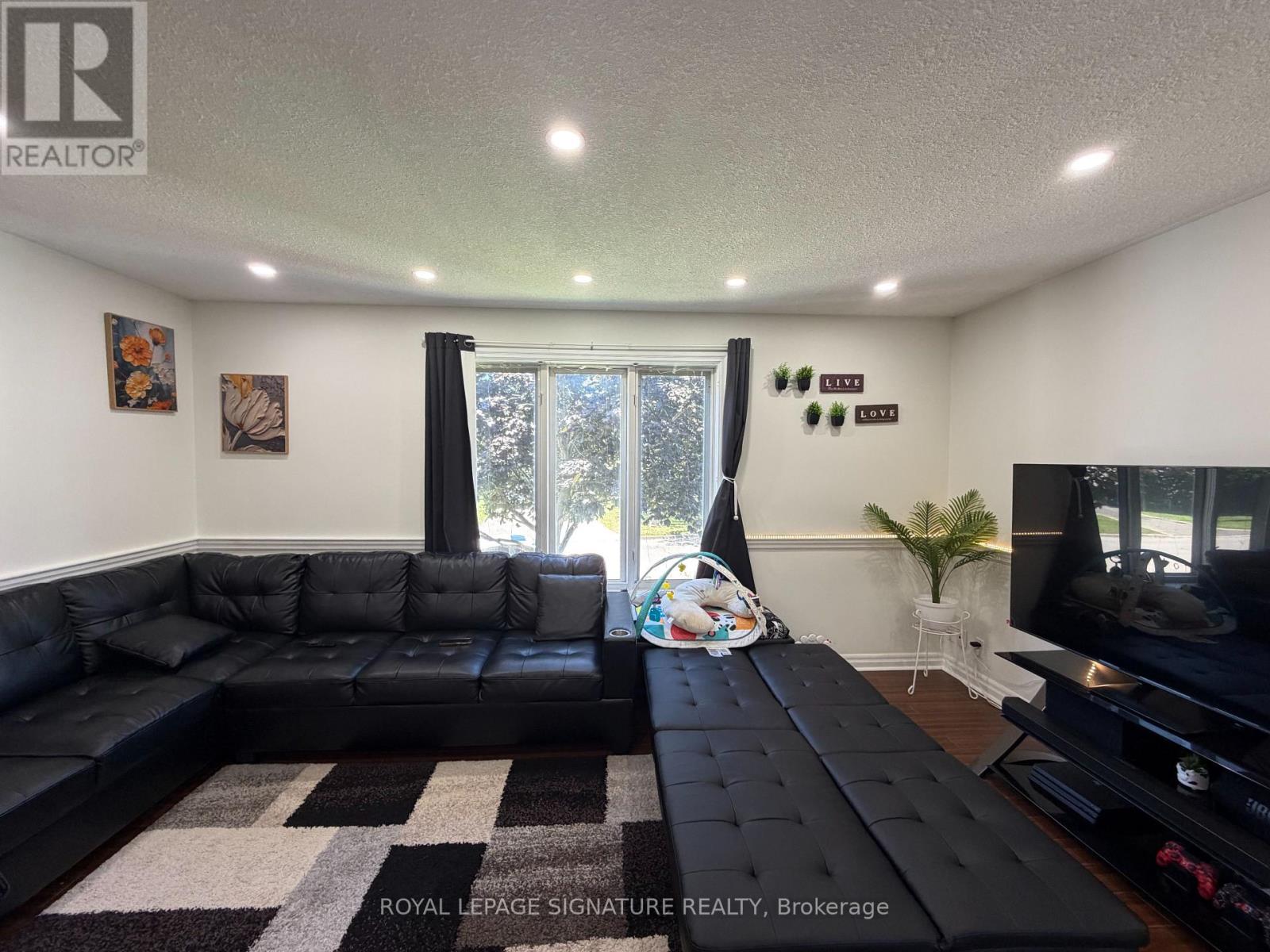 6 Stanmary Drive, St. Catharines, Ontario  L2N 5T4 - Photo 5 - X13689752