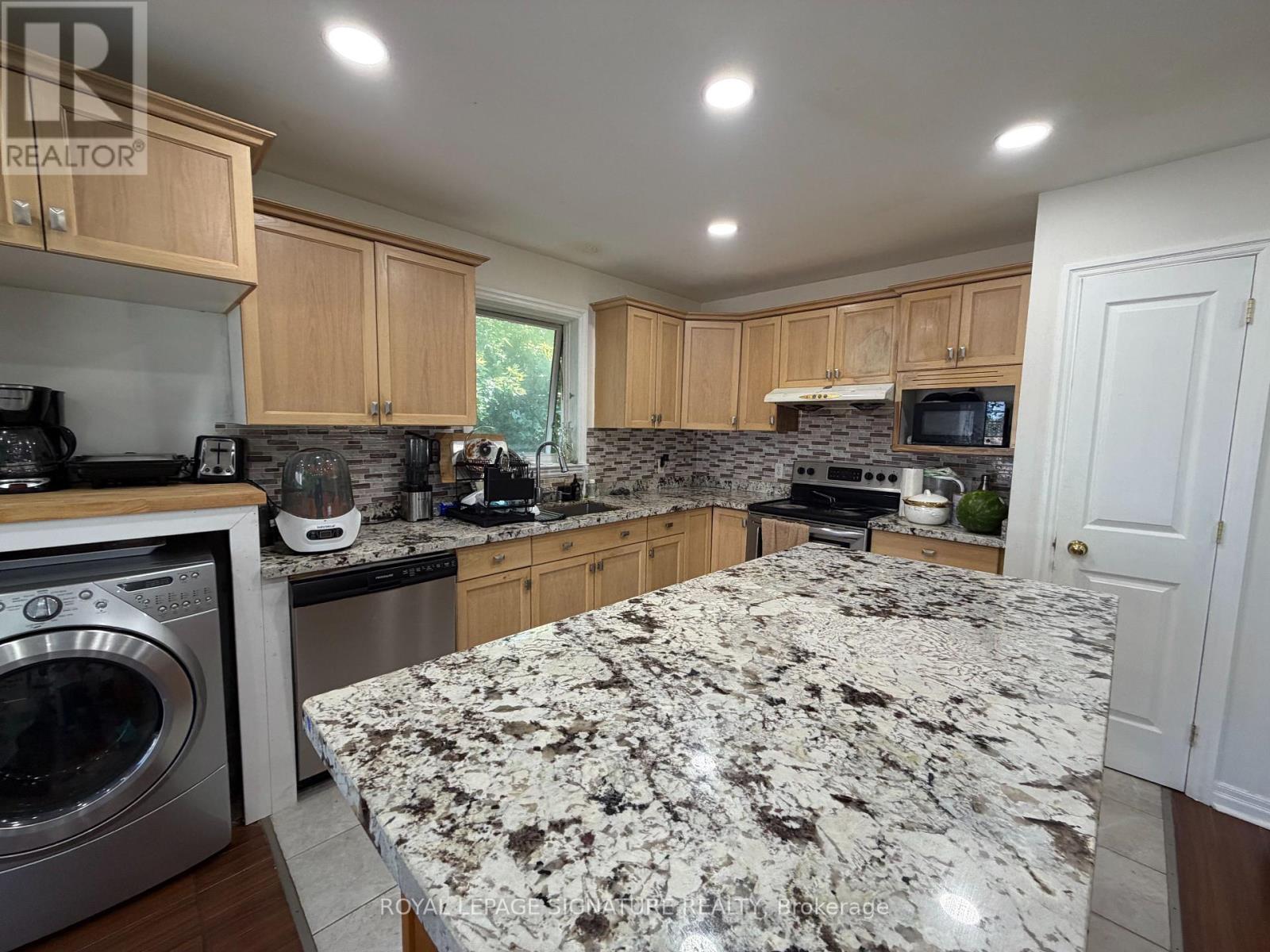 6 Stanmary Drive, St. Catharines, Ontario  L2N 5T4 - Photo 7 - X13689752