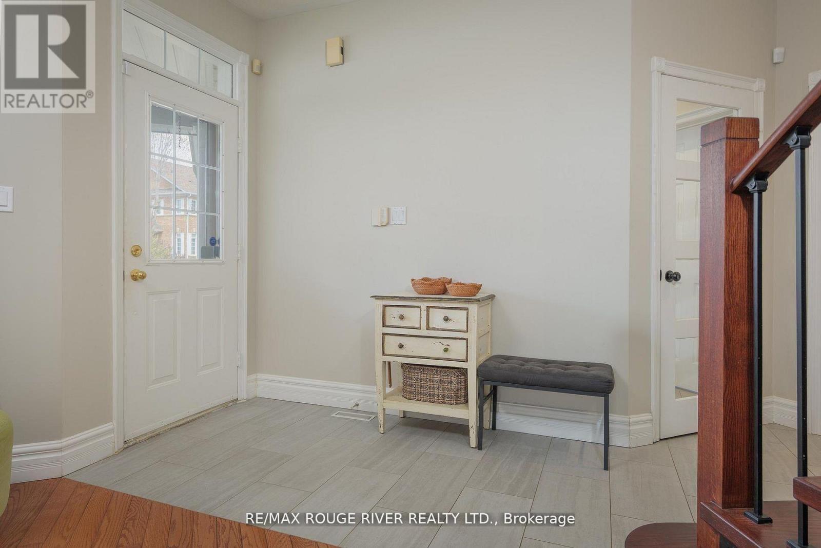 433 Woodsmere Crescent, Pickering, Ontario  L1V 7A4 - Photo 25 - E13689592