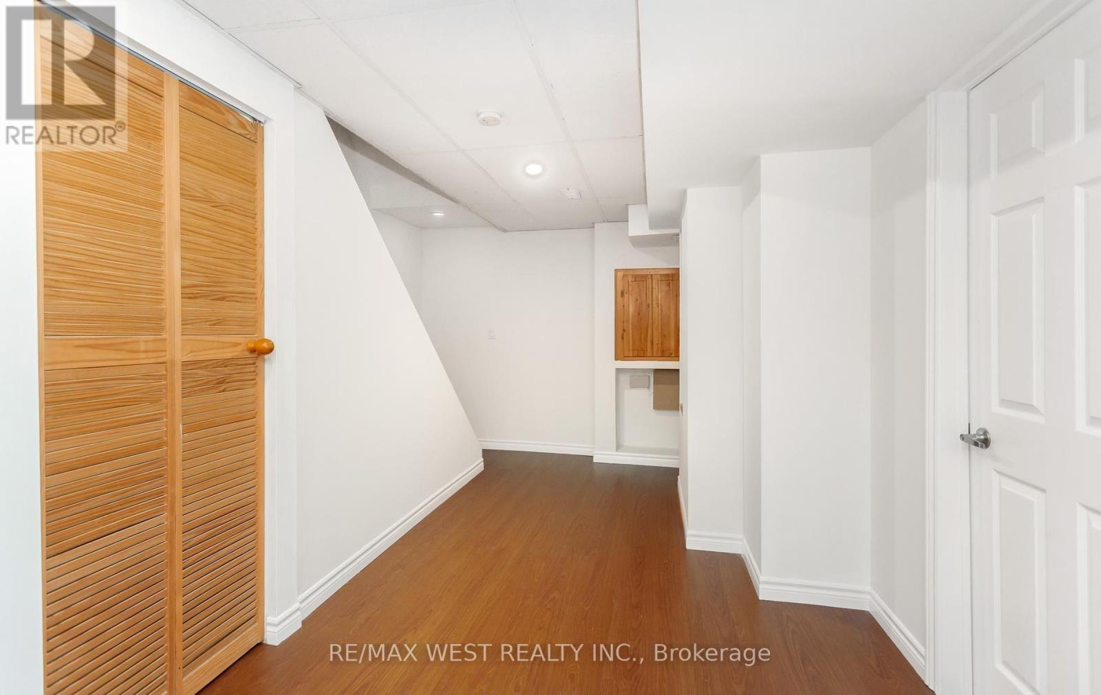 5239 Bushelgrove Circle, Mississauga, Ontario  L5M 6C5 - Photo 36 - W13689636
