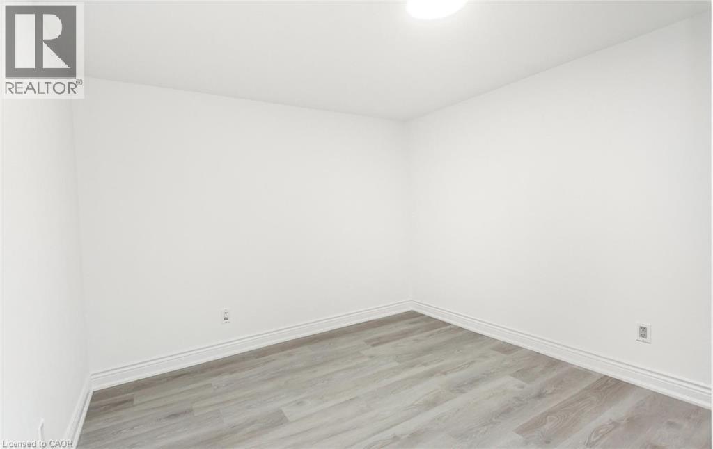 176 Samuelson Street, Cambridge, Ontario  N1R 1K3 - Photo 36 - 40851727