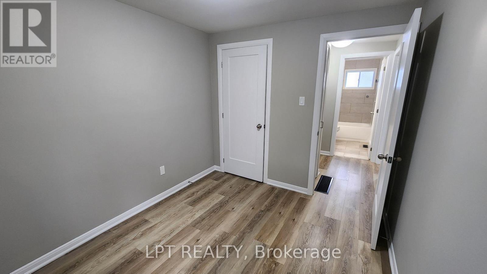 38 Chaucer Crescent, Barrie, Ontario  L4N 4T7 - Photo 19 - S13653326