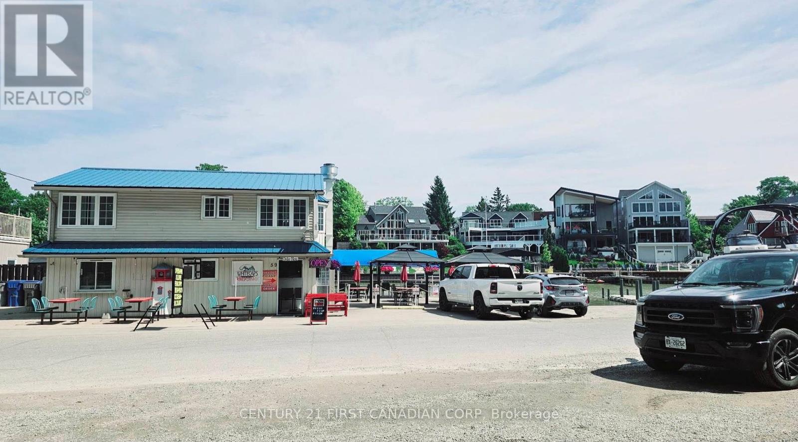 59 River Road, Lambton Shores (Grand Bend), Ontario  N0M 1T0 - Photo 4 - X13689774