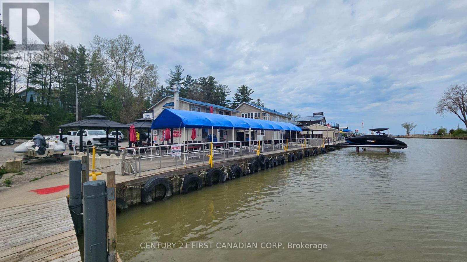 59 River Road, Lambton Shores (Grand Bend), Ontario  N0M 1T0 - Photo 9 - X13689774