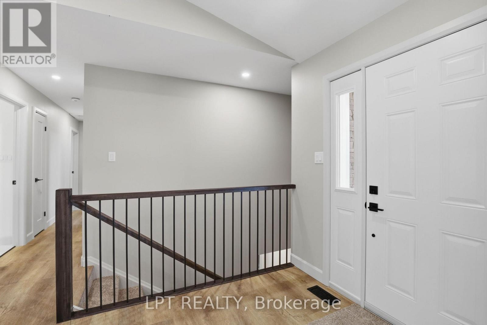 2523 Trillium Drive, Southwest Middlesex, Ontario  N0L 2N0 - Photo 7 - X13689786