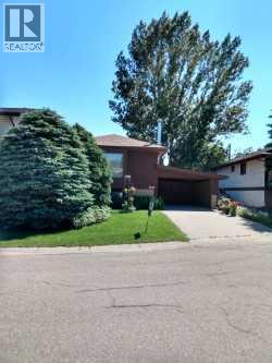 100 Doverglen Crescent SE, Calgary, Alberta