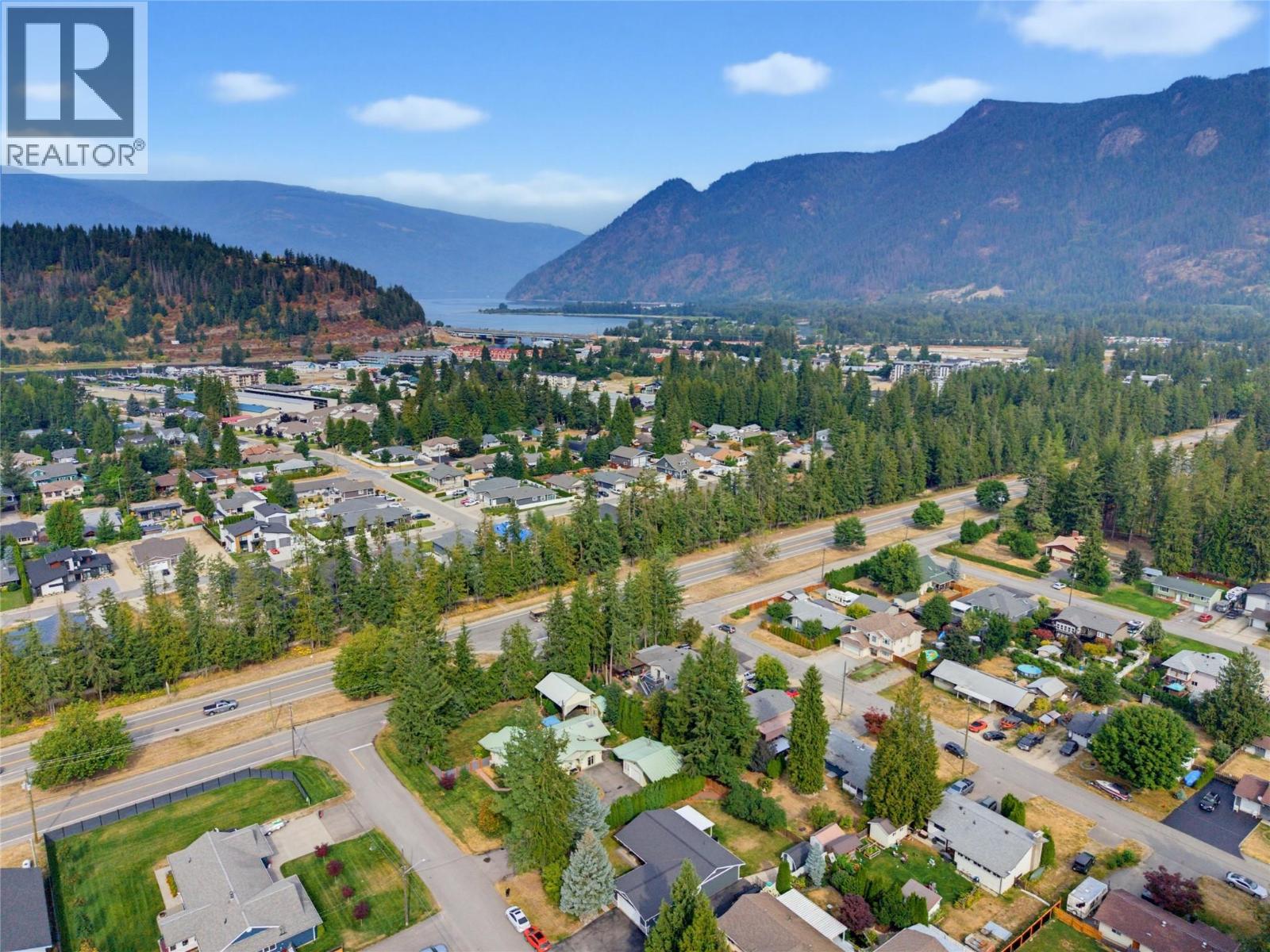 502 Maple Street, Sicamous, British Columbia  V0E 2V0 - Photo 65 - 10398147