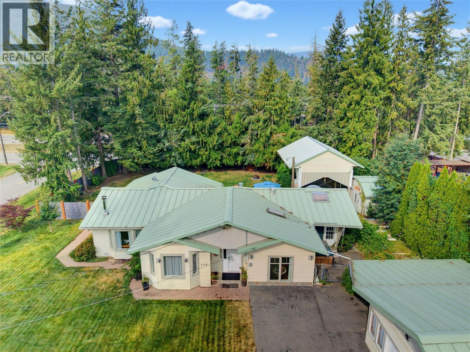 502 Maple Street, Sicamous, British Columbia  V0E 2V0 - Photo 61 - 10398147