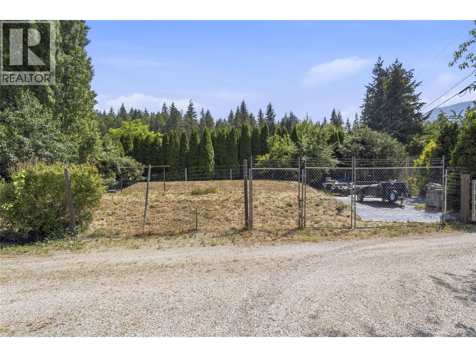 2868 Grant Road, Sorrento, British Columbia  V0E 2W0 - Photo 68 - 10394961