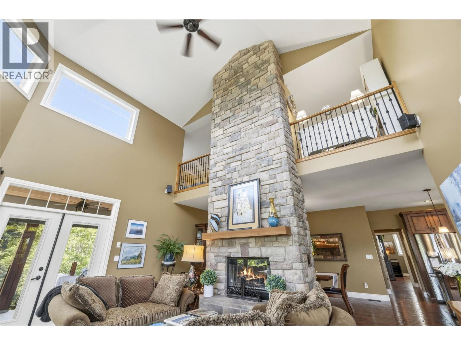 2868 Grant Road, Sorrento, British Columbia  V0E 2W0 - Photo 15 - 10394961