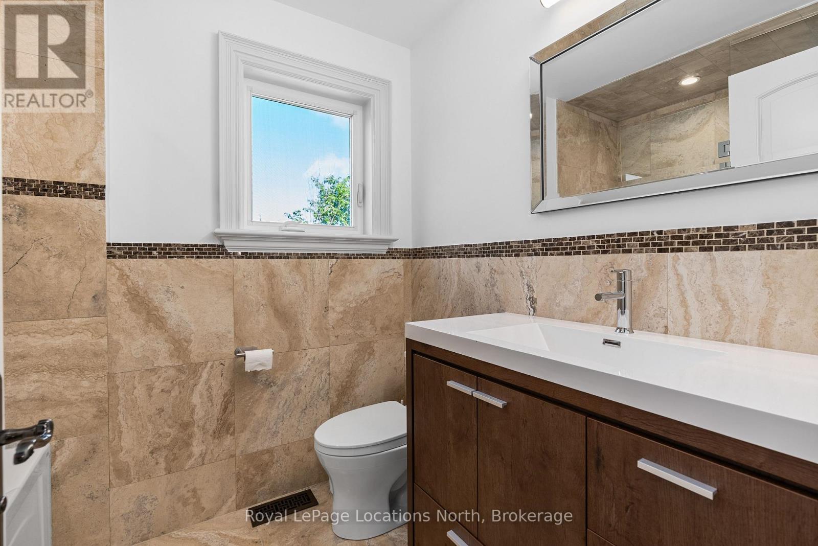 109 Hemlock Court W, Blue Mountains, Ontario  L9Y 0T3 - Photo 21 - X13689492