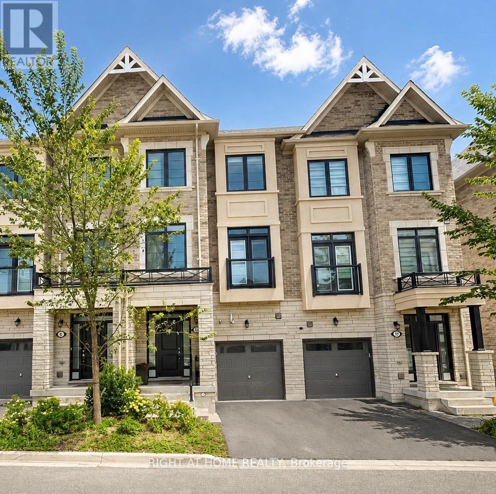 10 WILLIAM ADAMS LANE, Richmond Hill, Ontario