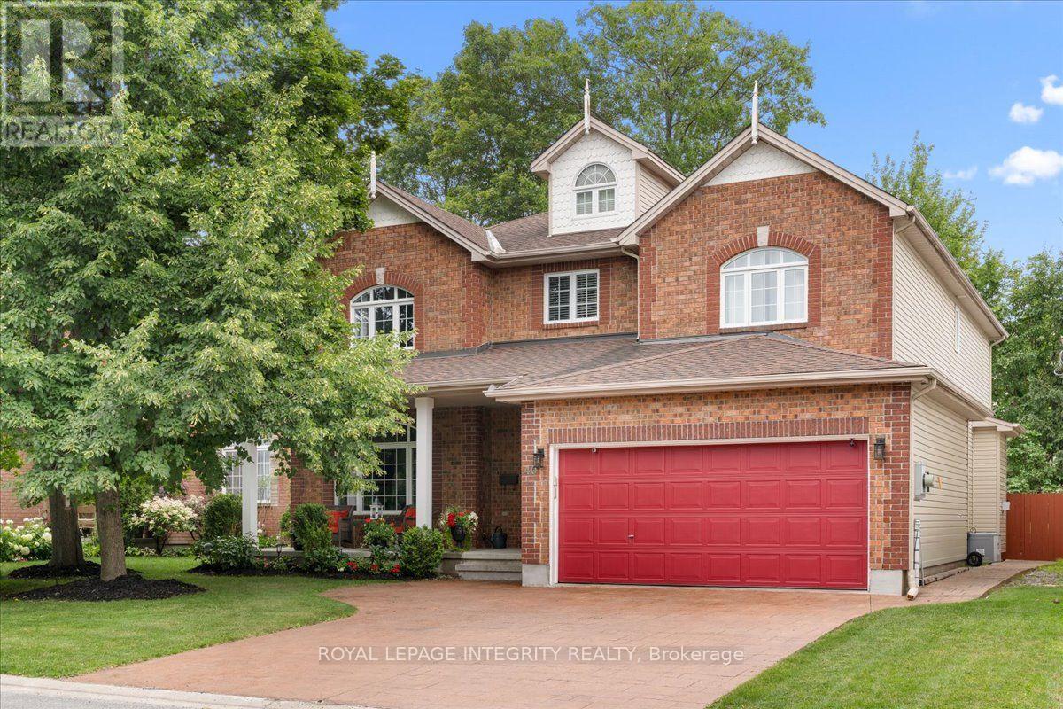 40 BON ECHO CRESCENT, Ottawa, Ontario