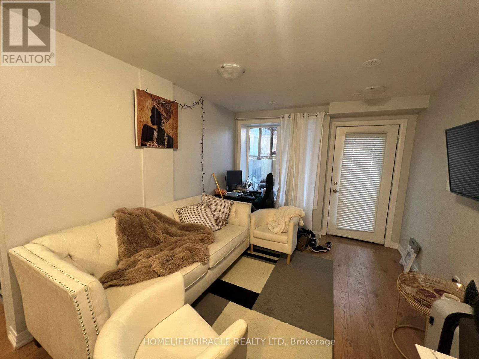 108 - 1165 Journeyman Lane, Mississauga (Clarkson), Ontario  L5J 0B6 - Photo 1 - W13689776