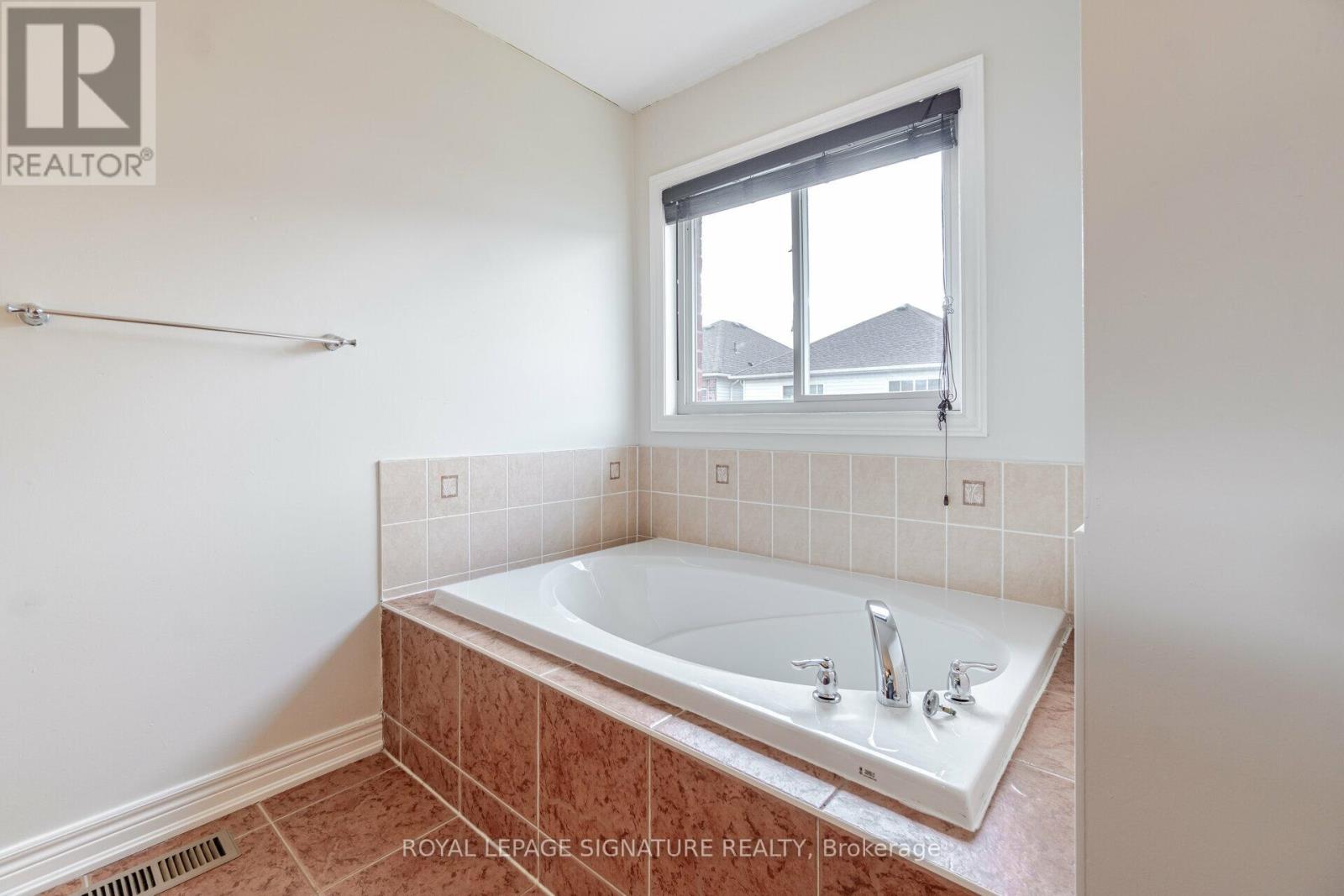 1015 Eager Road, Milton, Ontario  L9T 6S4 - Photo 25 - W13689784