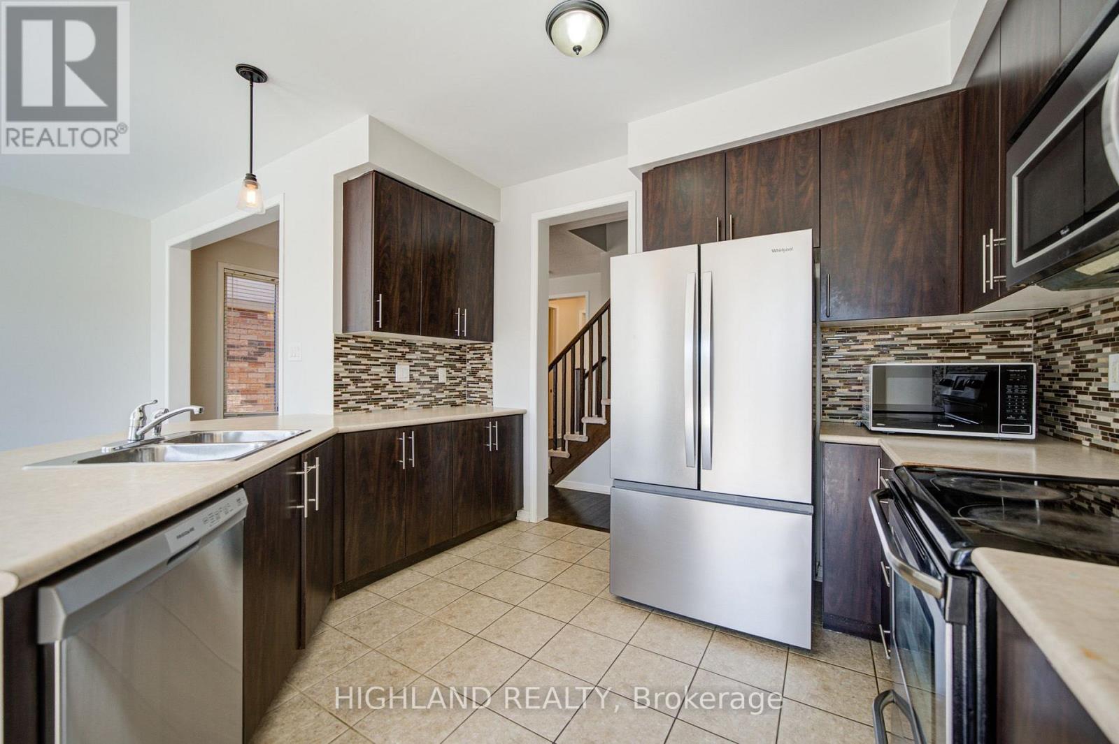 268 Ruhl Drive, Milton, Ontario  L9T 8J8 - Photo 12 - W13427392