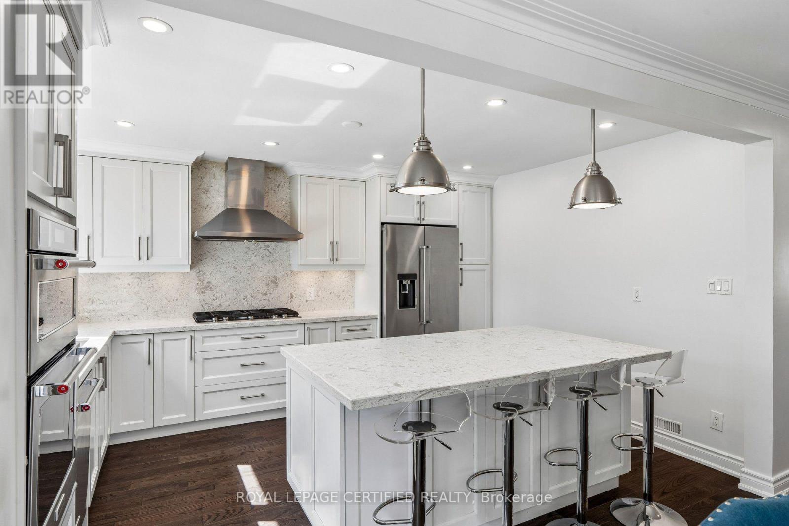 462 The Kingsway, Toronto, Ontario  M9A 3W4 - Photo 11 - W13605190