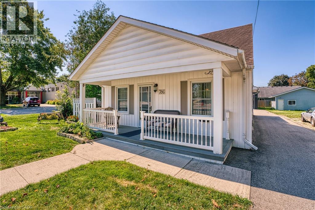 786 Main Street W, Listowel, Ontario  N4W 1B3 - Photo 4 - 40853624