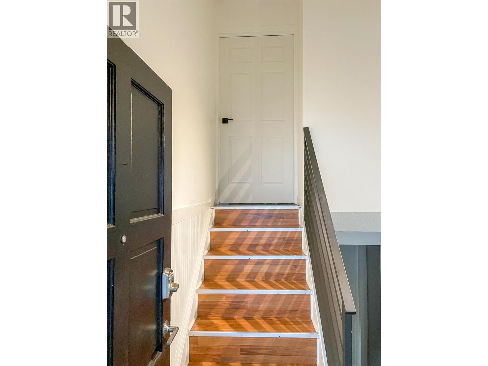 1175 Neptune Road, Kelowna, British Columbia  V1X 3E4 - Photo 8 - 10396311