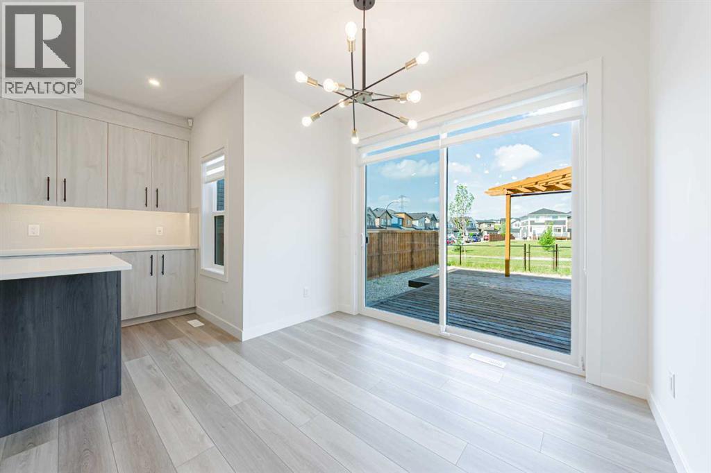 293 Carringsby Way NW, Calgary, Alberta  T3P 1T6 - Photo 12 - A2331276