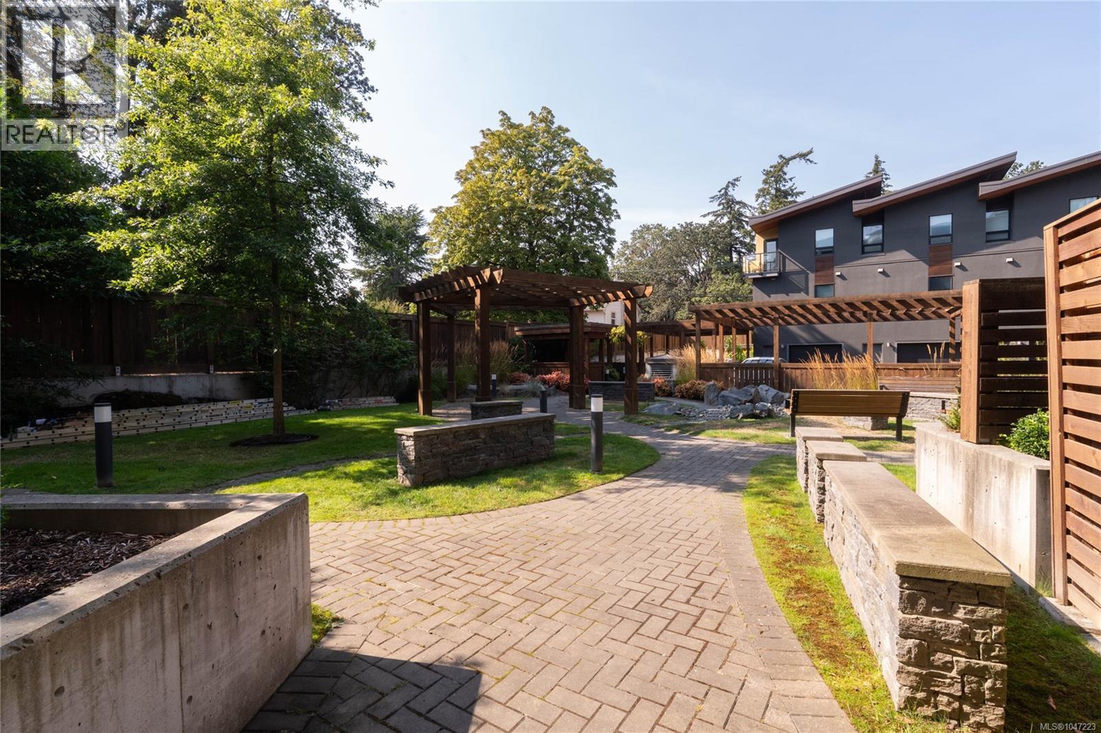 416 991 Mckenzie Ave, Saanich, British Columbia  V8X 3G8 - Photo 27 - 1047223