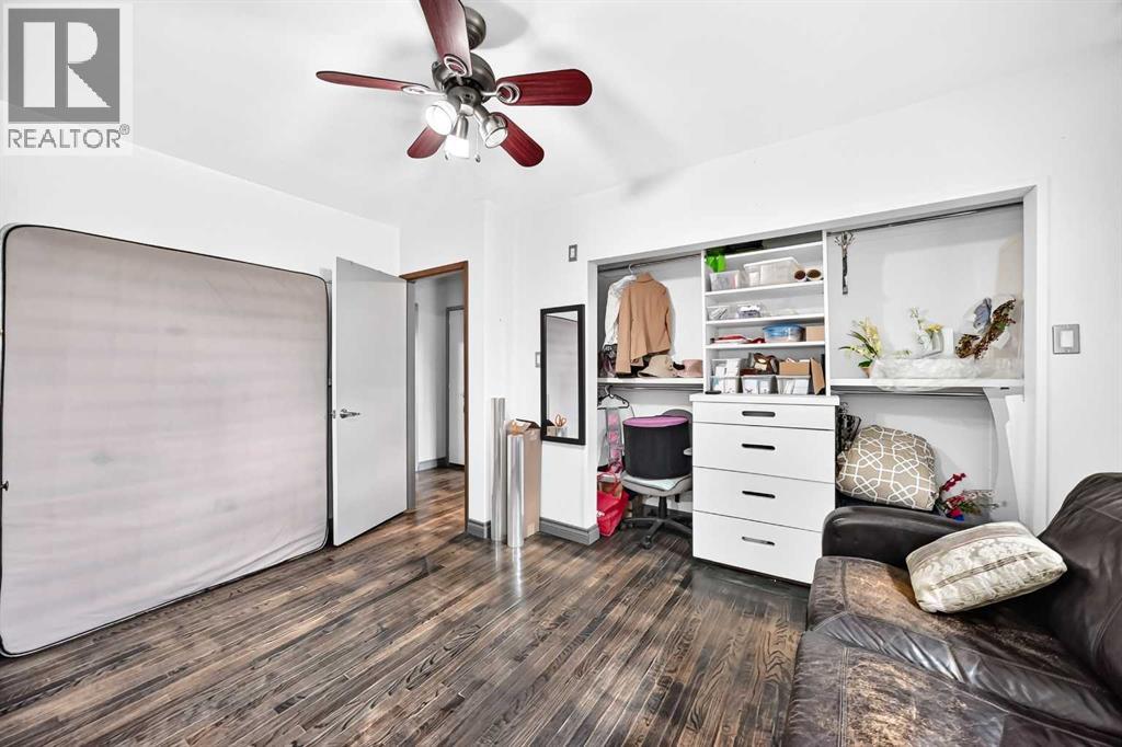 4832 Worcester Drive SW, Calgary, Alberta  T3C 3L6 - Photo 18 - A2337547
