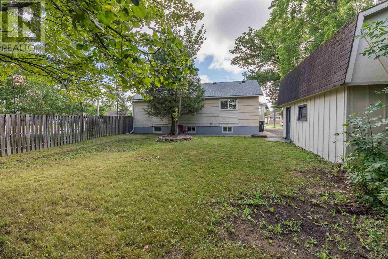 149 Willow Ave, Sault Ste. Marie, Ontario  P6B 5B1 - Photo 30 - SM262207