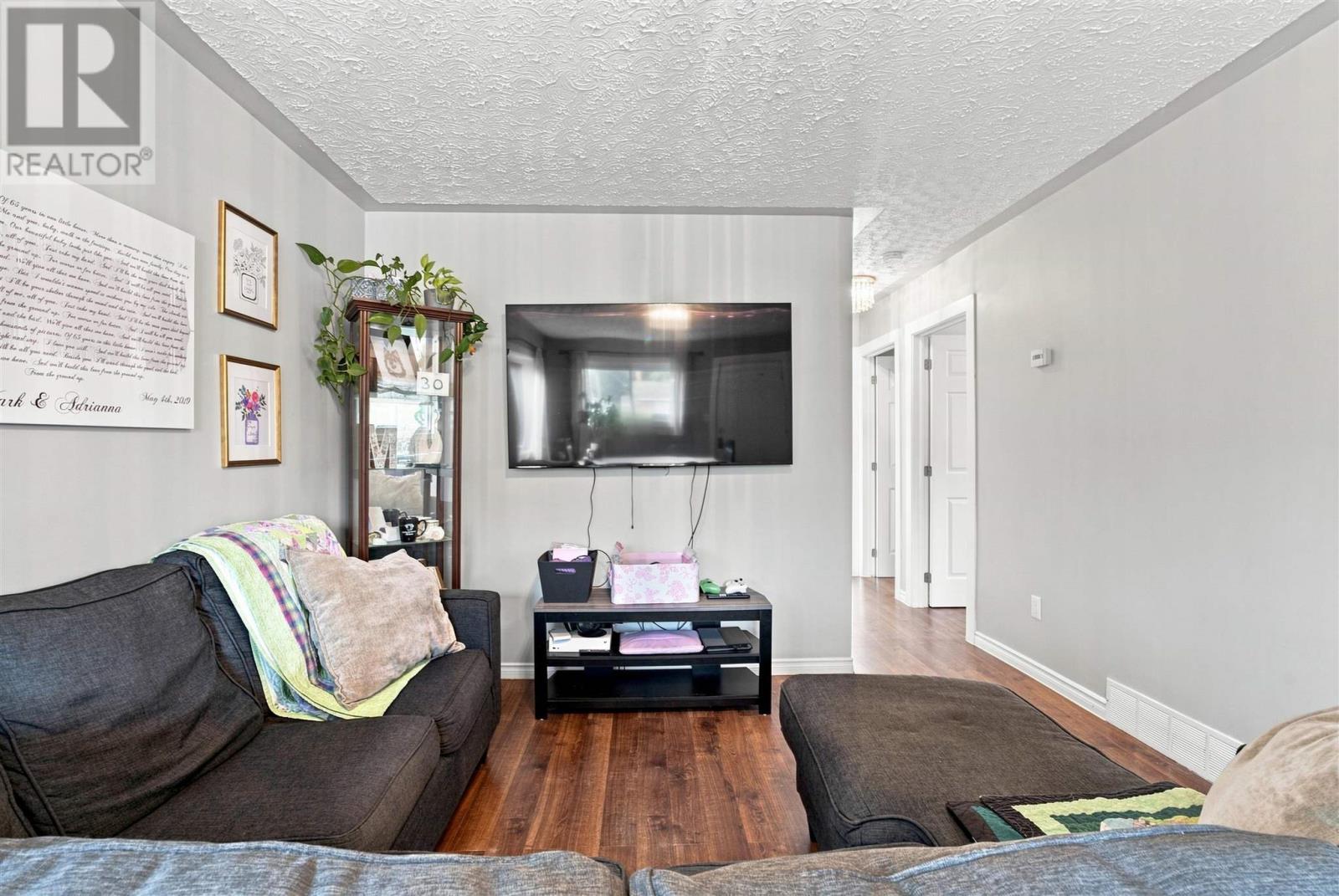 31 East Balfour St, Sault Ste. Marie, Ontario  P6C 1W9 - Photo 12 - SM262229