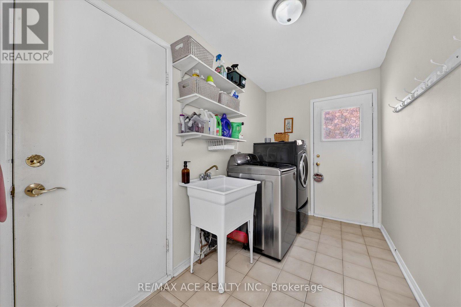 2504 Linwood Street, Pickering, Ontario  L1X 2P6 - Photo 24 - E13689802