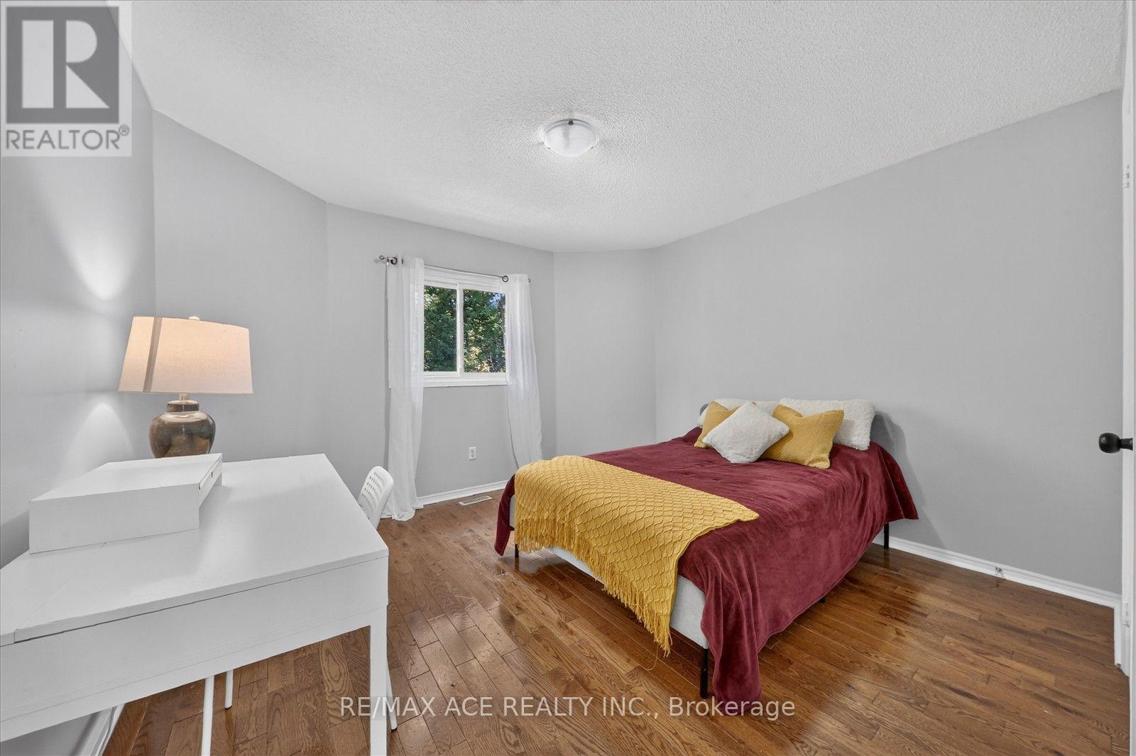 2504 Linwood Street, Pickering, Ontario  L1X 2P6 - Photo 30 - E13689802