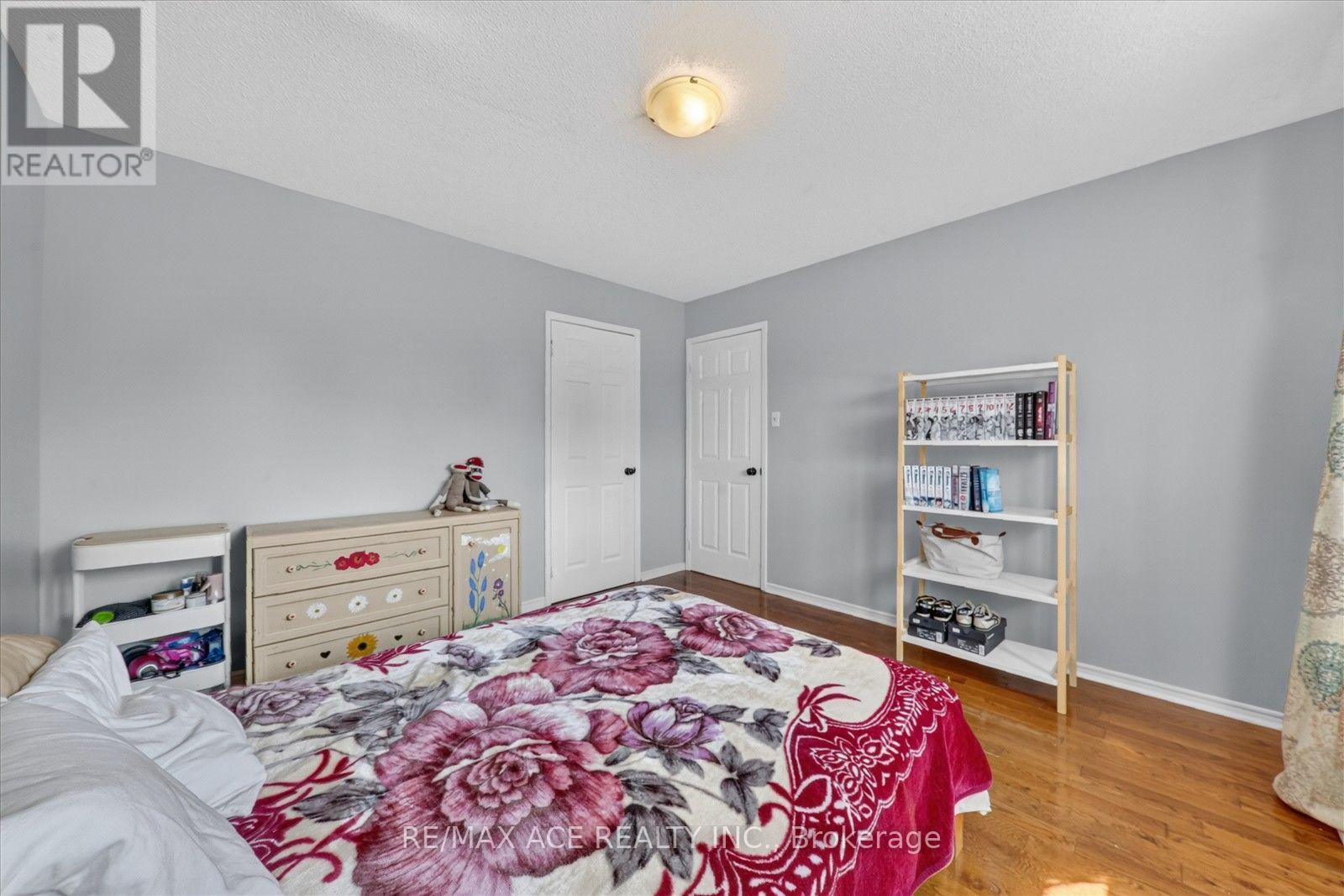 2504 Linwood Street, Pickering, Ontario  L1X 2P6 - Photo 34 - E13689802