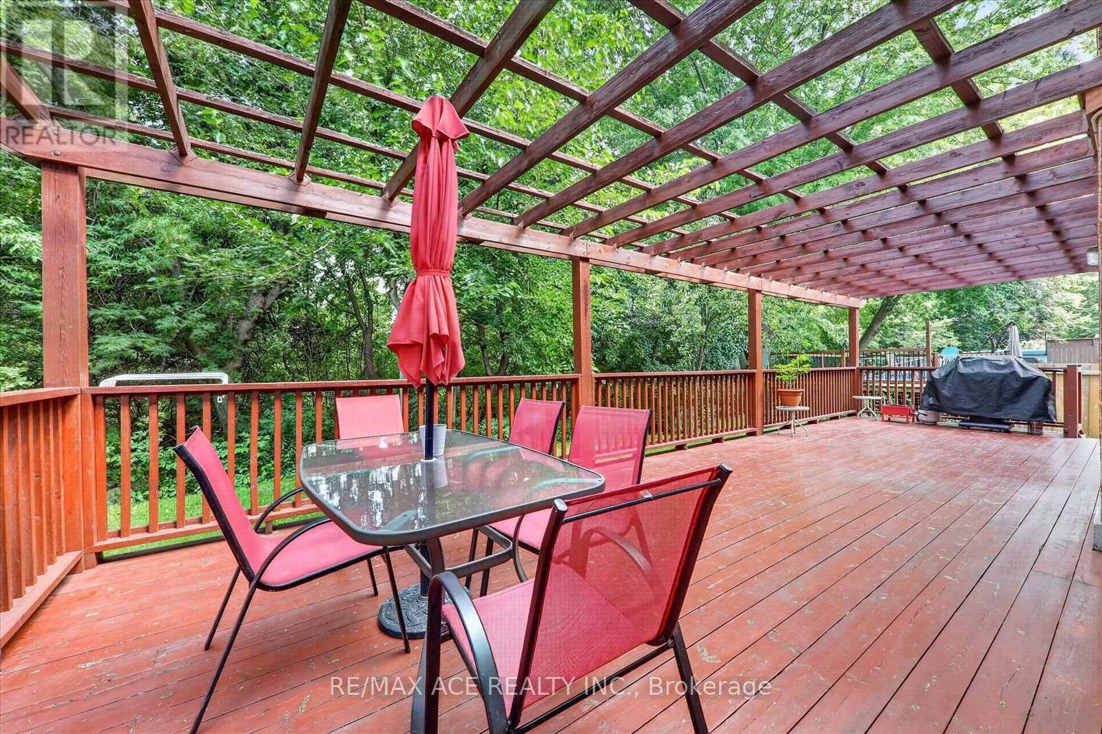 2504 Linwood Street, Pickering, Ontario  L1X 2P6 - Photo 46 - E13689802